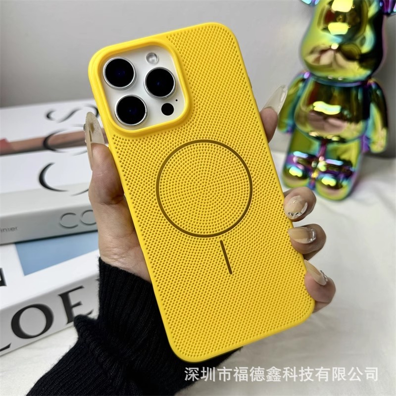 iPhone17promax対応 放熱性と通気性に優れたハニカム構造のスマホケース マット仕上げ マグネット式 Apple16 超薄型保護ケース|undefined