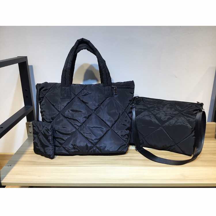 2024 New Fashion Korean Edition Space Cotton Women's Nylon Fabric Ultra Light Crossbody One Shoulder Tote Mother and_voghion.com