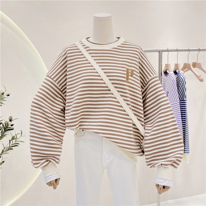 Cross-border 2022 Striped Sweatshirt Women's Spring and Autumn Thin European and American Loose All-match Design Sense Student Jacket for Hair Cross-border 2022 Striped Sweatshirt Women's Spring and Autumn Thin European and American Loose All-match Design Sense Student Jacket for Hair
