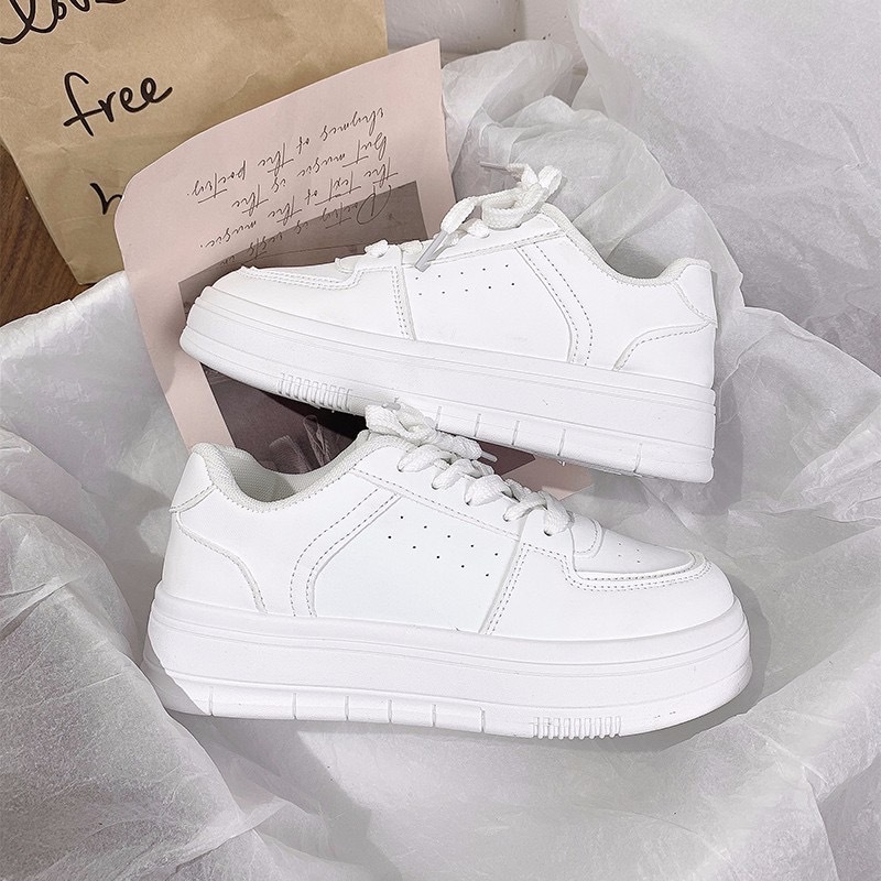 Low non-slip white white sneakers for students