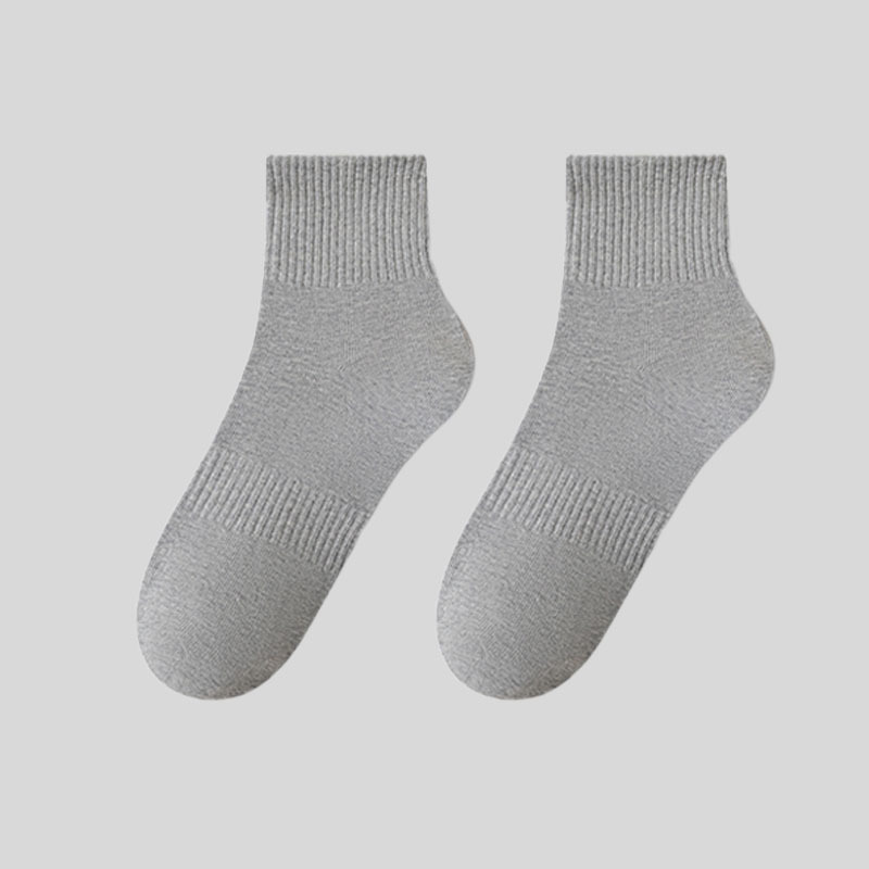 회색 중간 높이 튜브