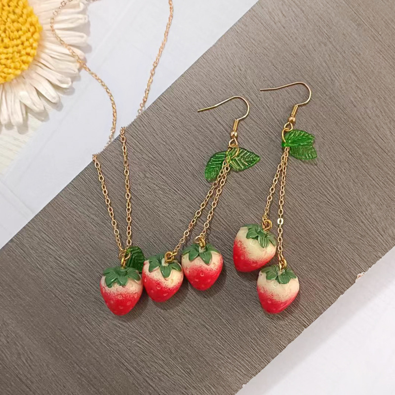 6g Weight Earrings, Necklace Classification 1 Piece, 1 Pair Quantity Daily, Street Occasion Resin Material Strawberry Pattern Women's Gender Fruit Design Cute, Sweet Style Cute Sweet Strawberry Resin Fruit Women's Earrings Necklace 7