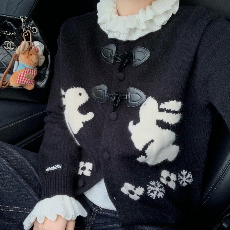 Vintage Fair Isle Rabbit Jacquard Sweater Jacket for Women 2025 New Round Neck Horn Button Knitted Cardigan Top Trendy