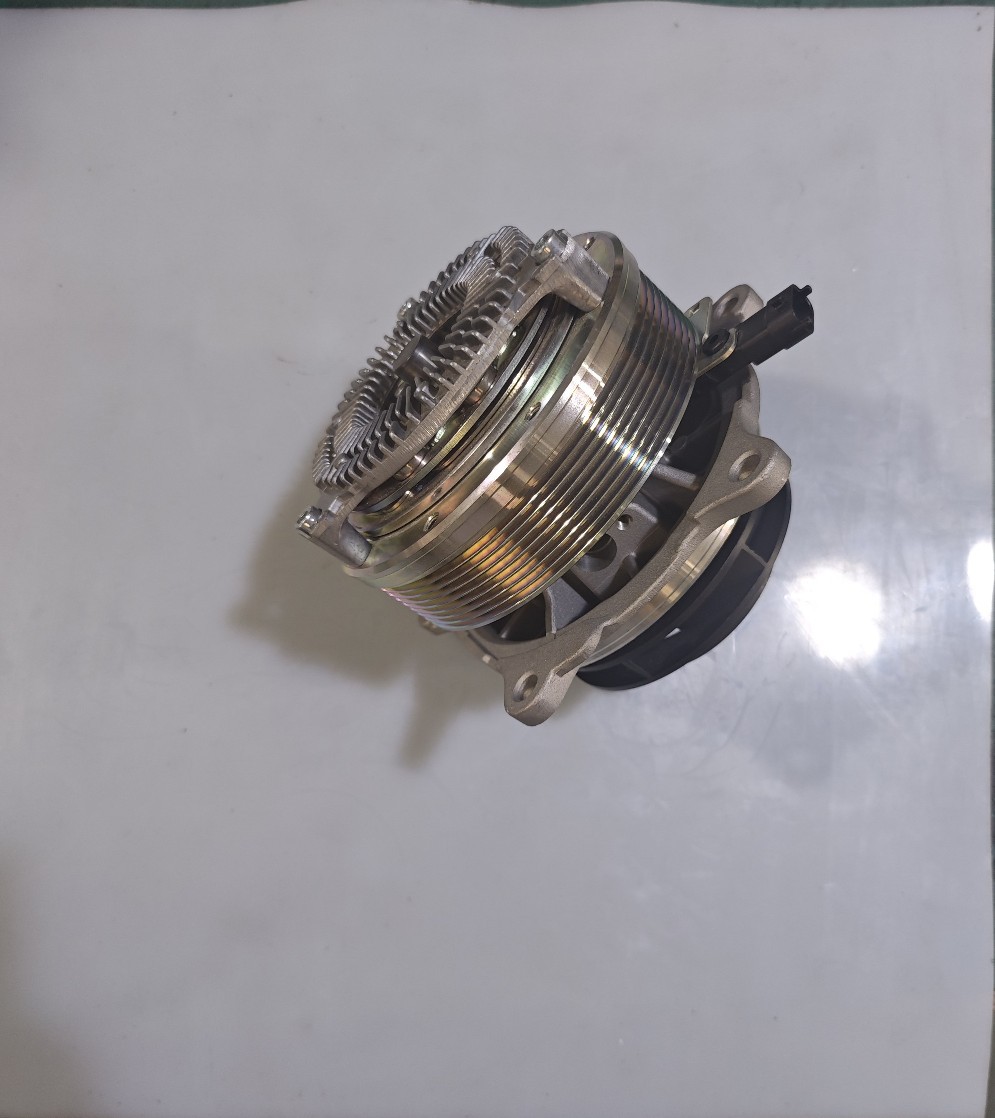 Suitable for Daf Truck Water Pump 1922223 2104577 2104578 1949539 1949540