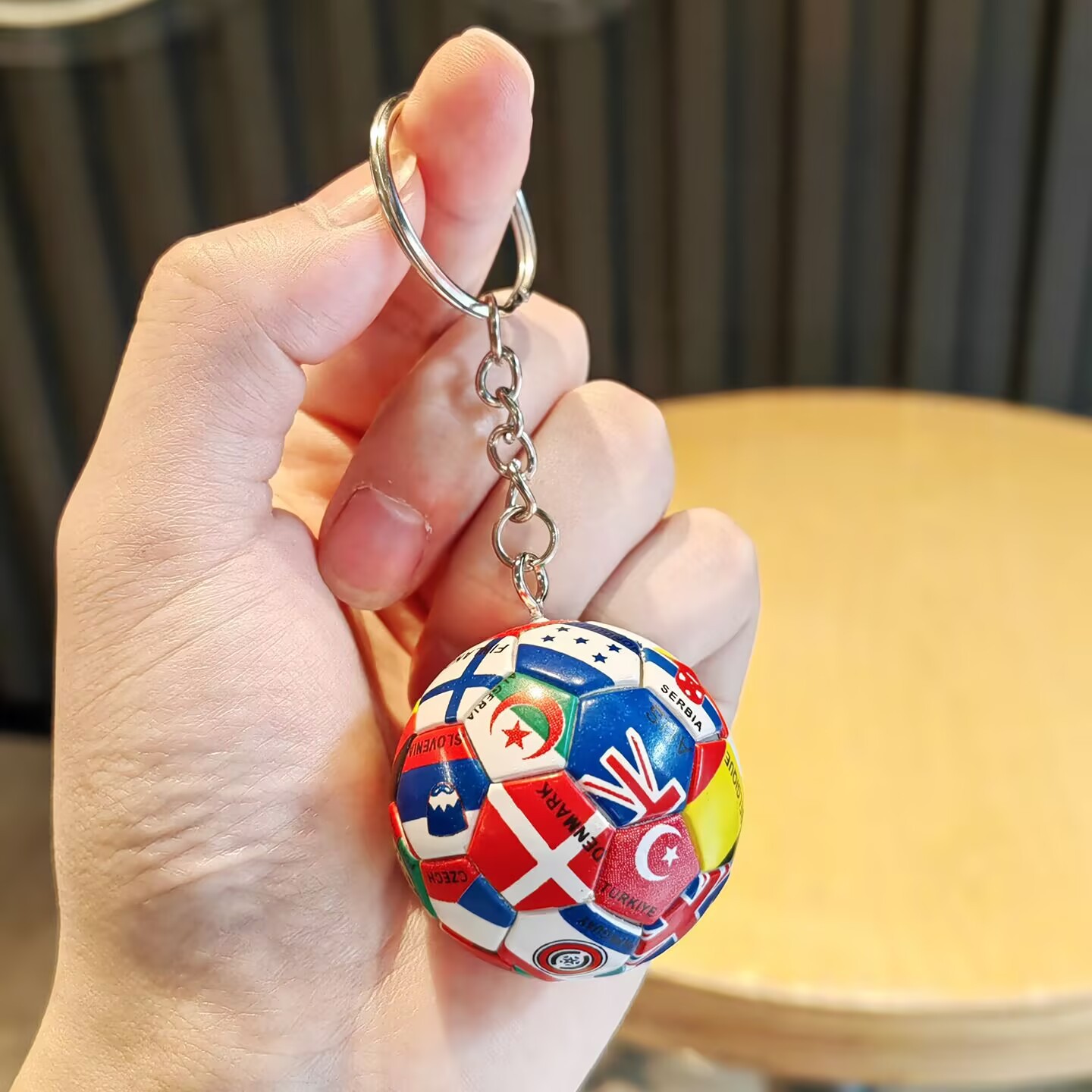 Copa del Mundo de Fútbol 2026 Colgante de llaves creativo de estilo deportivo mini regalo mochila unidireccional