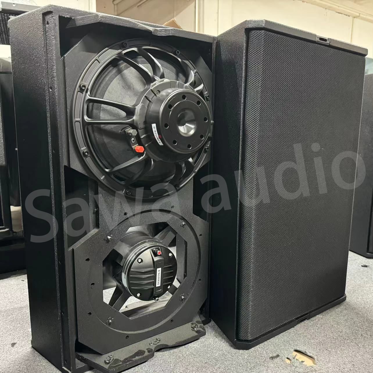 Doble 12 pulgadas línea de sonido al aire libre concierto profesional alta potencia alta presión de sonido conferencia bar altavoces de escenario