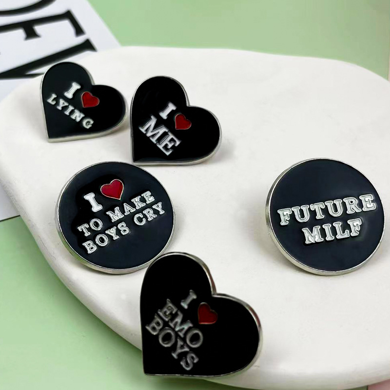 Insignia de metal con letras en inglés creativas europeas y americanas, personalidad, amor negro, ropa, bolsos, accesorios, broches transfronterizos