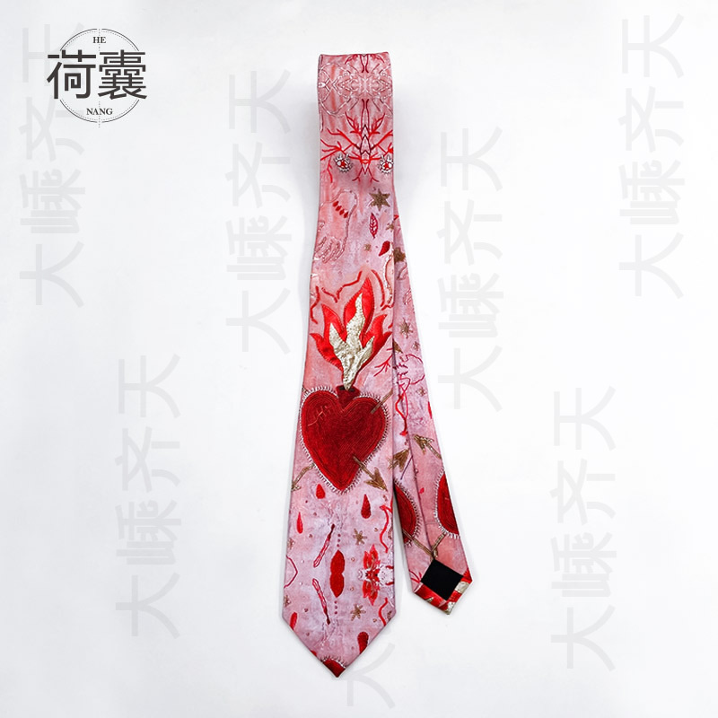 Lotus Bag Tie Shirt for Men and Women, Artistic Pink Niche College Casual Accessory with a Sense of Design, Y2K Personality Flame Heart