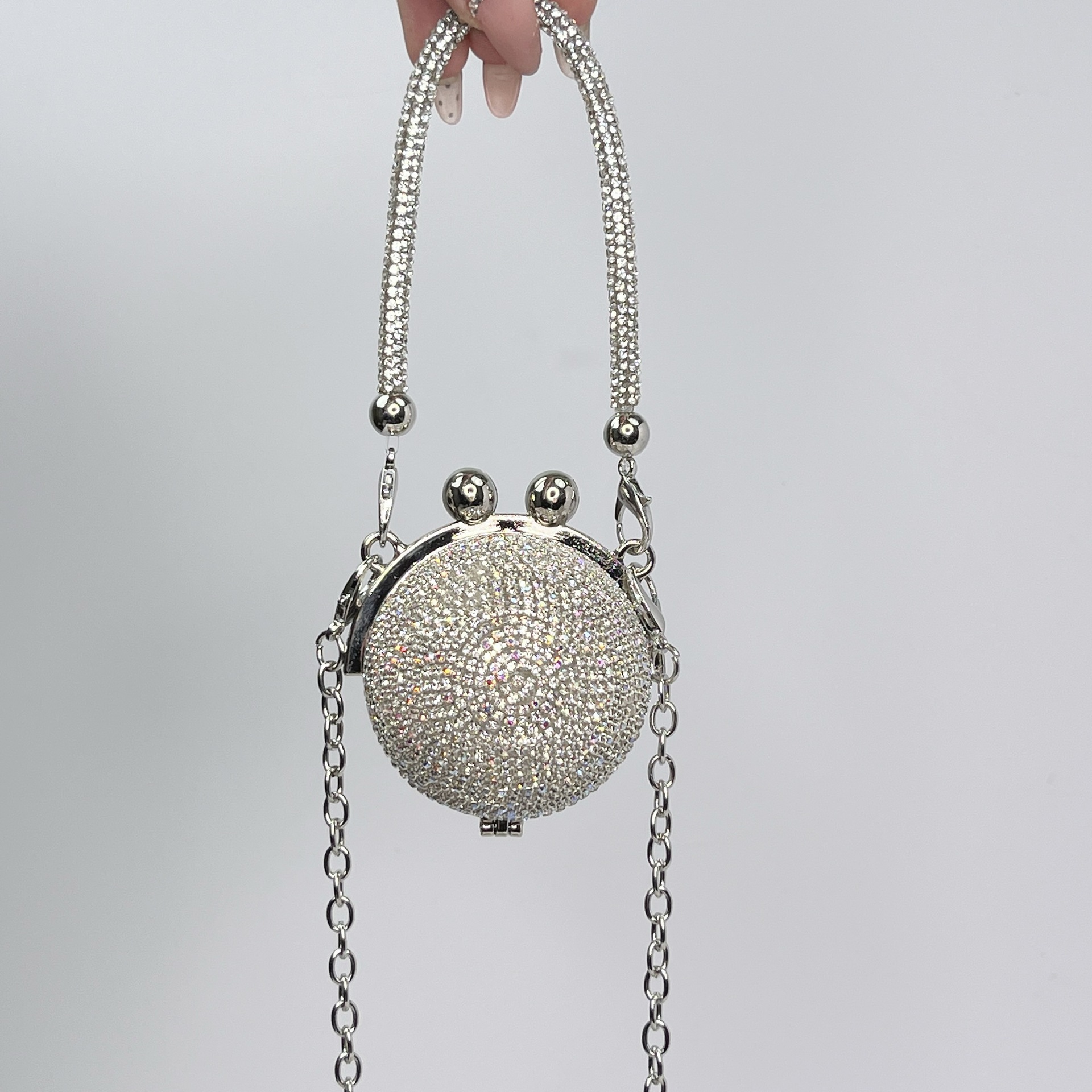 クロスボーダーの美しい円の球形の包みの小さいバラのいっぱいのドリルのドレスの包みの新型の女性の小さいハンドバッグの金属の質の晩餐の包み