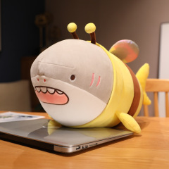 Wholesale plush toy doll shark bee doll shark toy birthday gift press doll cross border Amazon