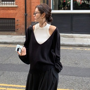 South Korea Chic Autumn French Fashion Design V-neck Loose Lazy Knitwear Vest Two-piece Set for Women