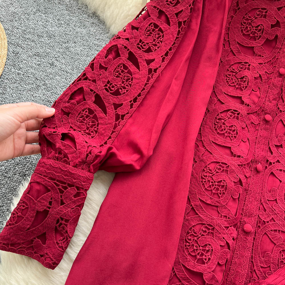 Elegante completo da donna in stile corte, composto da due pezzi, camicetta a maniche lunghe con bordi in pizzo e gonna a vita alta. Versatile tavolozza di colori._voghion.com