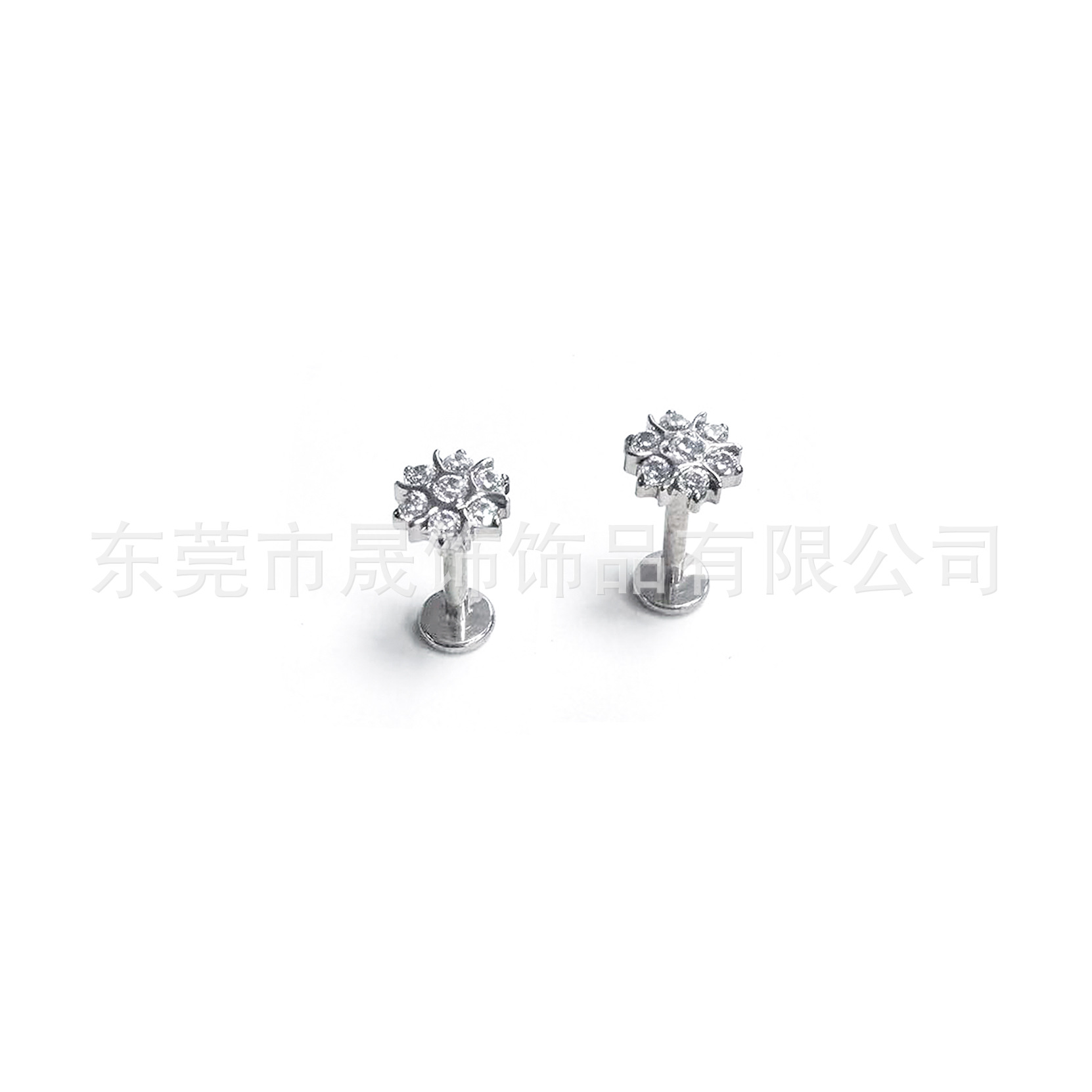 F136 Titanium Alloy 风雪 Flower 型 Ear Stud Studded Cubic Zirconia Helix Cartilage Stud G23 Titanium Internal Thread Labret Stud Piercing Jewelry