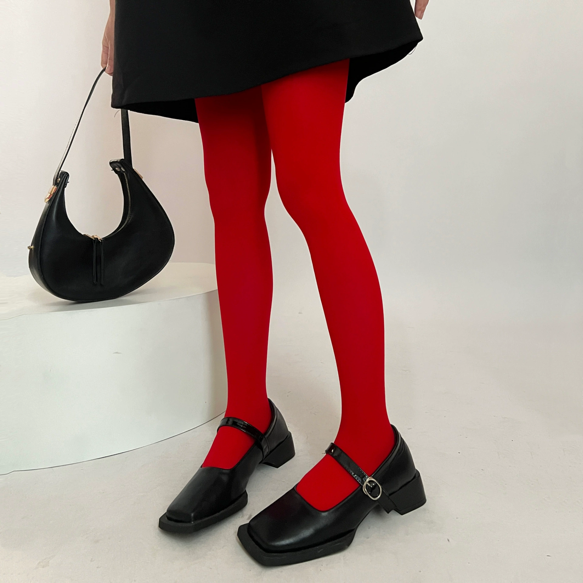 Velvet swan, base tights, universal socks