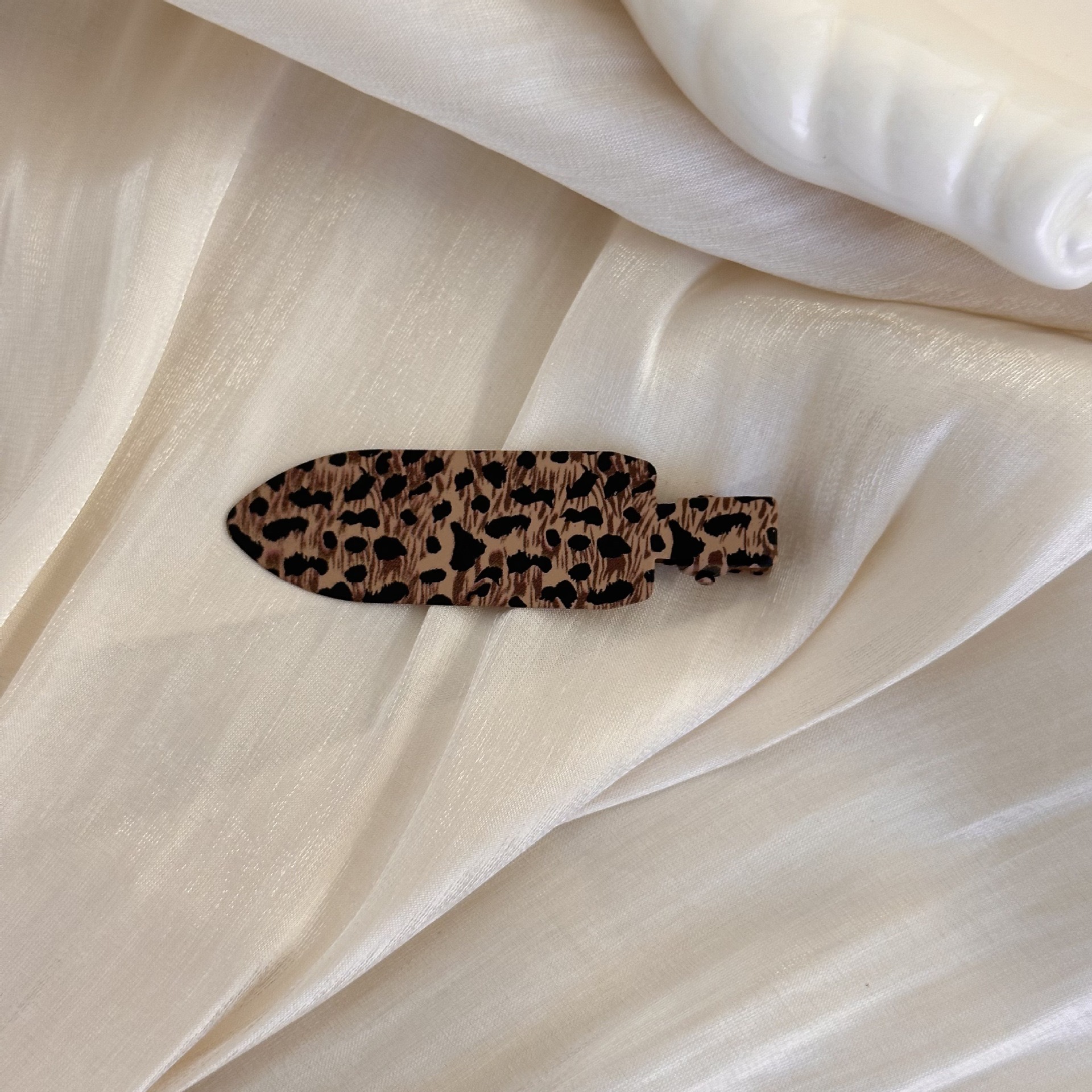 표범 무늬 머리핀