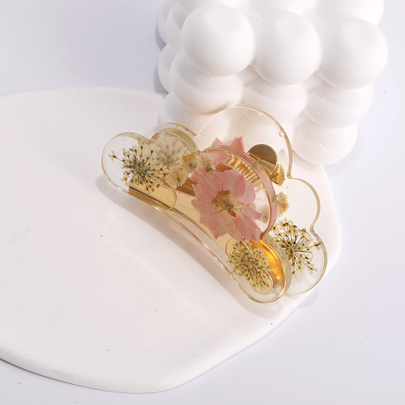 Women's Sweet Korean Style Flower Resin Metal Hair Claws display picture 3