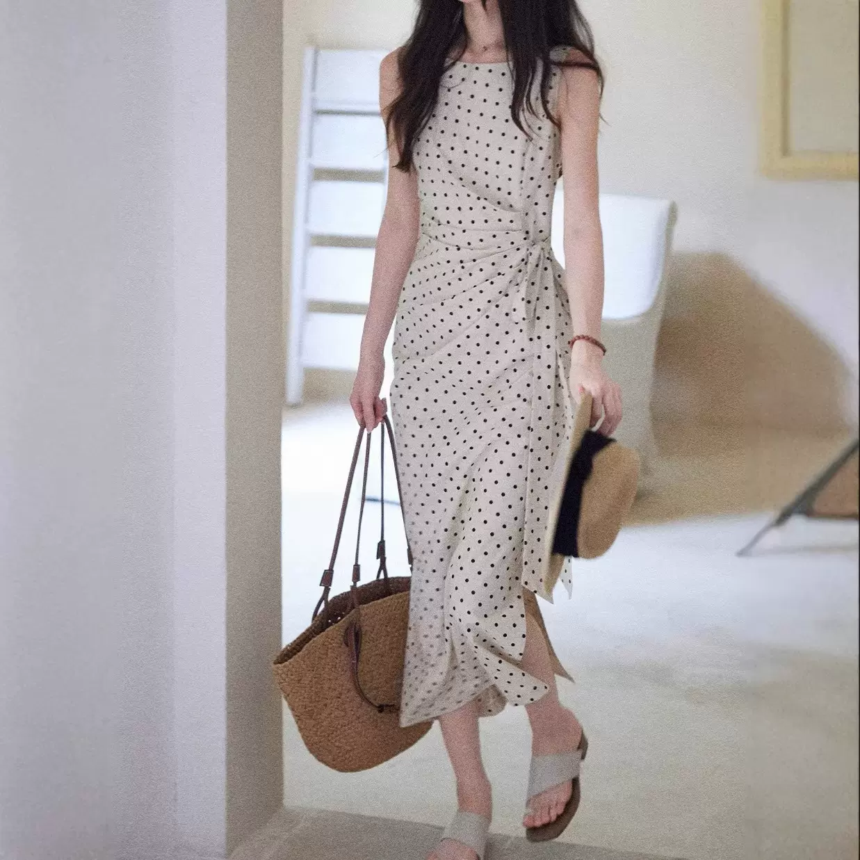 yh【松间月】高级感气质波点连衣裙女侧收腰亚麻棉感法式长裙