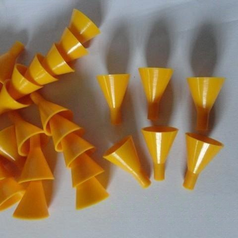 Plastic arrow nocks, tail vanes, arrow tips, stainless steel long painted tail pieces