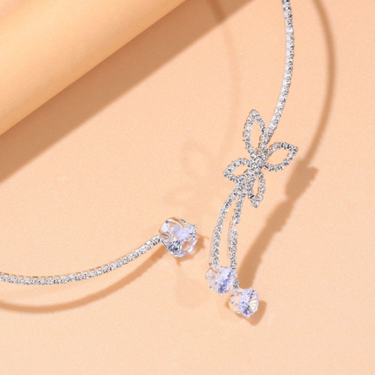 Casual Butterfly Alloy Plating Rhinestones Womenu0027S Choker 1 Piece