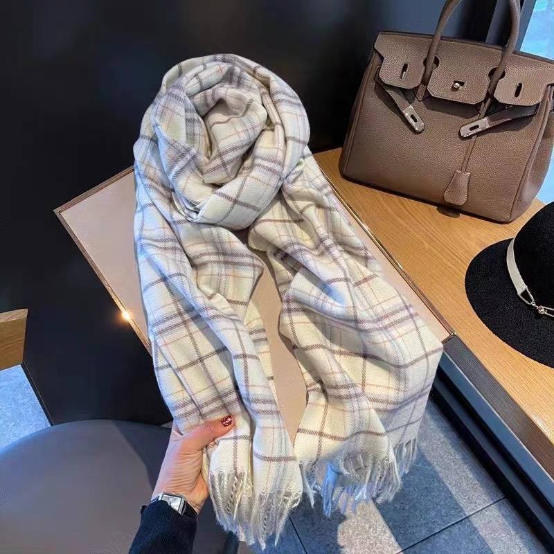 흰색 격자 무늬