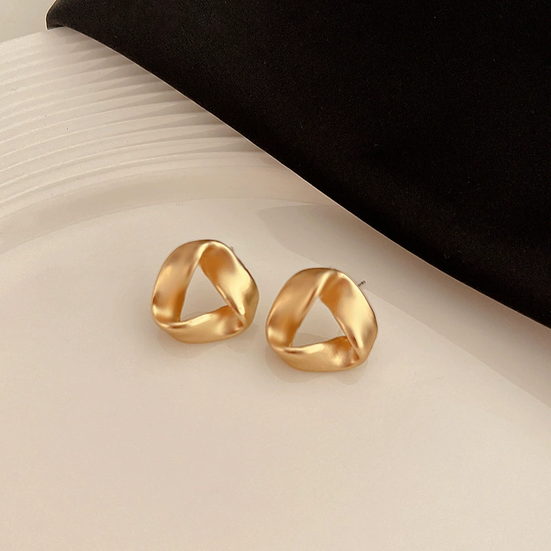 Earrings silver‑needle, simple elegant designs, lightweight, multiple styles and colors