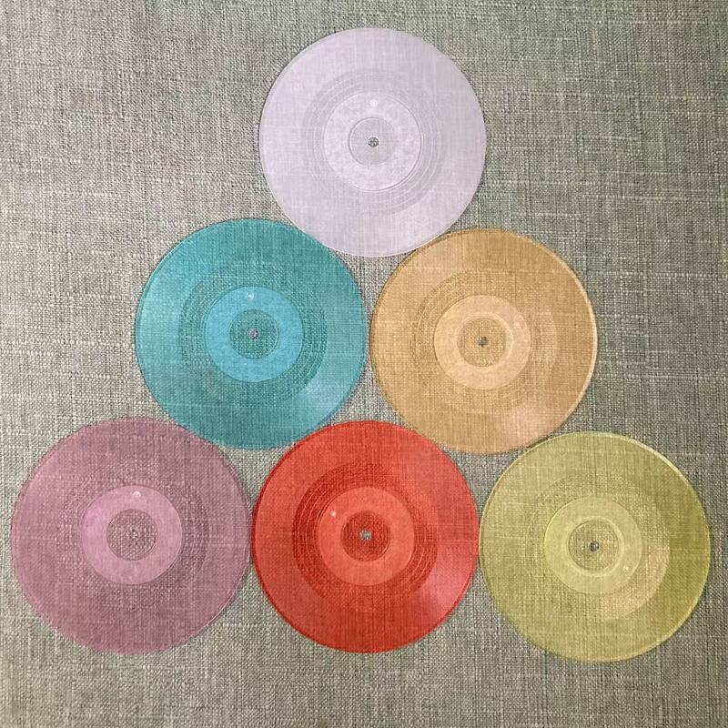 Cross-border minimalist CD coaster, plastic non-slip round placemat, vintage vinyl record universal heat-insulating coaster Cross-border minimalist CD coaster, plastic non-slip round placemat, vintage vinyl record universal heat-insulating coaster