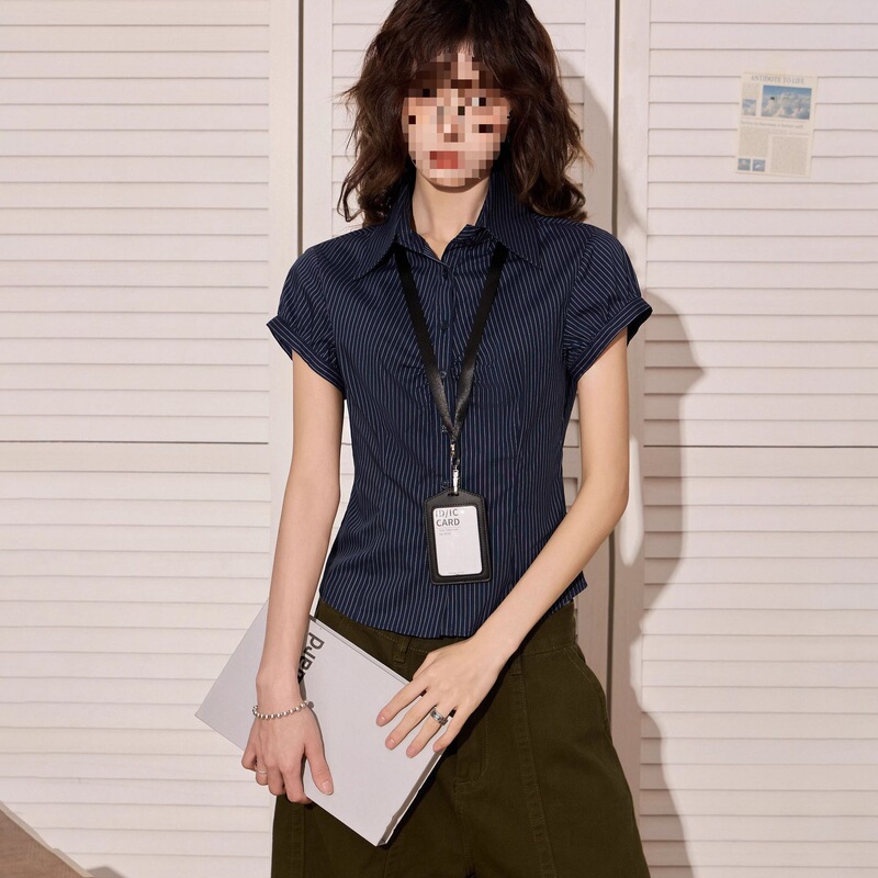 New Design Slim-Fit Waist-Cinching Short Shirt American Style Spicy Girl Dark Blue Striped Regular Shoulder Shirt for Women Summer New Design Slim-Fit Waist-Cinching Short Shirt American Style Spicy Girl Dark Blue Striped Regular Shoulder Shirt for Women Summer