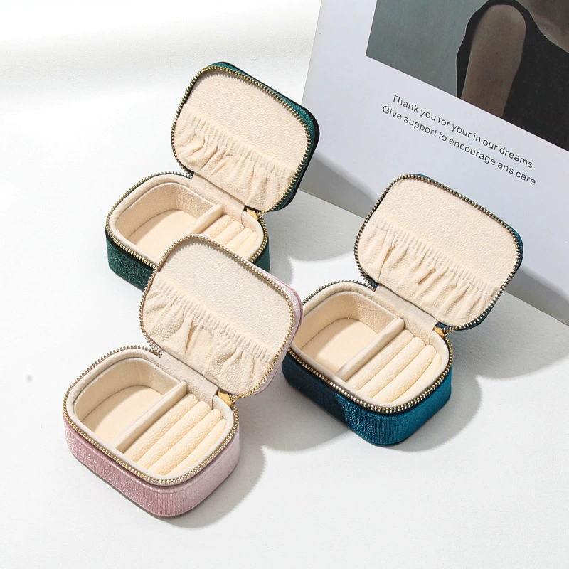 Small storage system, handheld storage box, ring, pendant, bracelet, organizer bag for traveling, (Cross-border trading)
