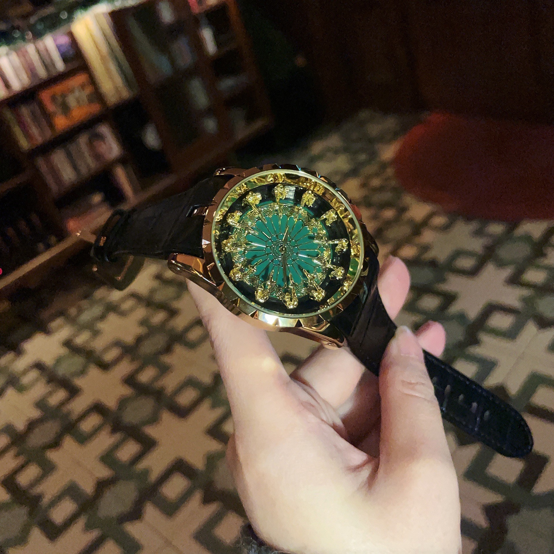 Twelve Knights Round Table Watch For Men, Retro Concept, Black Non-Mechanical, Unique 3D Knight Design, Wholesale Export_voghion.com