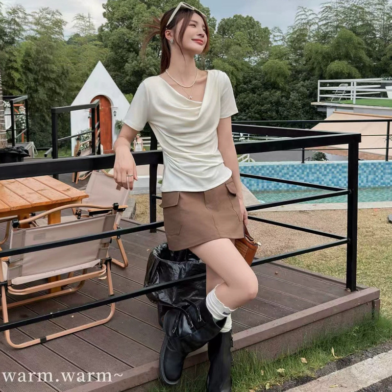 Dongdaemun Lyocell Short-Sleeve 2603 T-Shirt with Asymmetrical V-Neck Design for Women, Loose, Breathable, Drapey, and Slimming