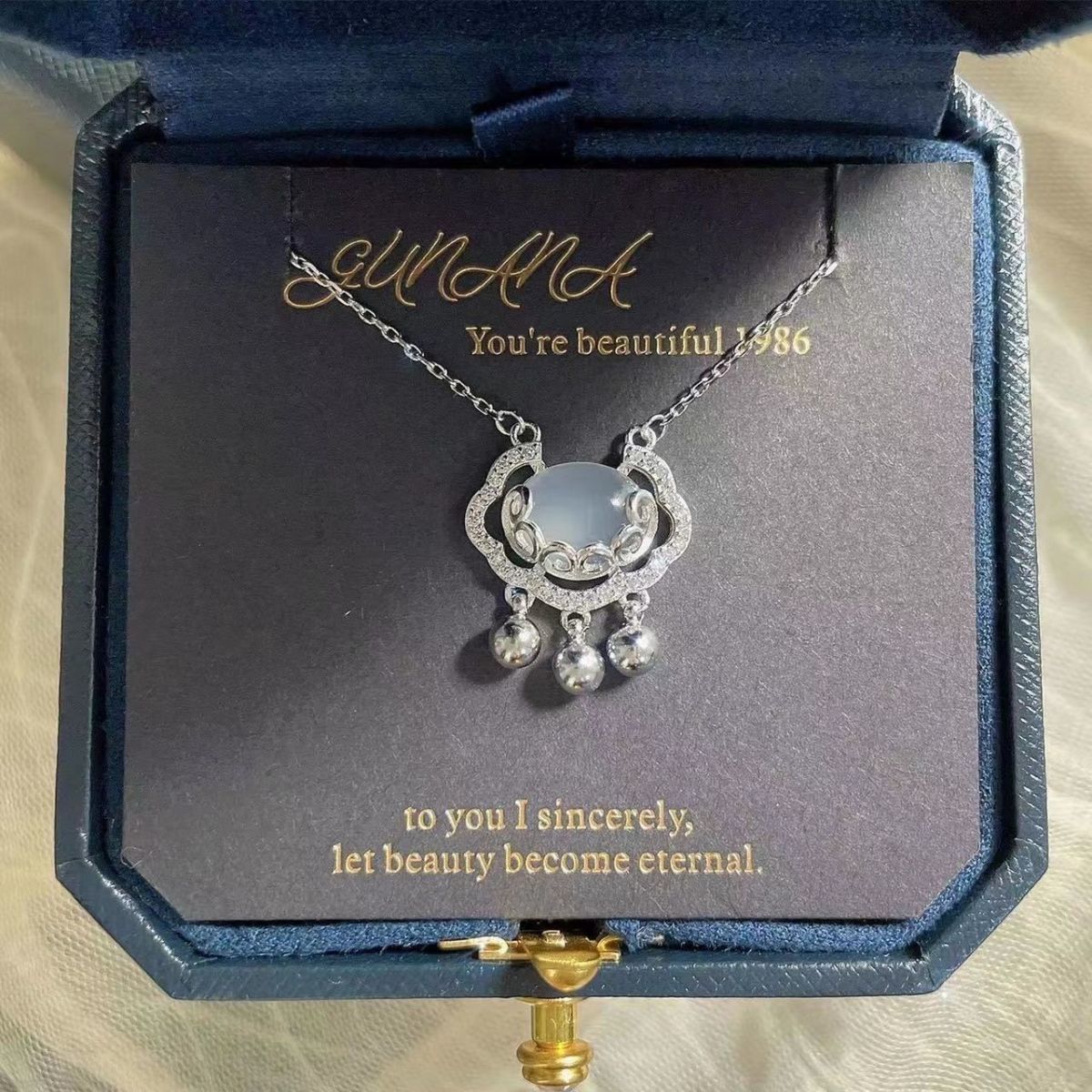 新款国风祥云锁项链平安吉祥高级轻奢小众中式设计白玉髓女锁骨链