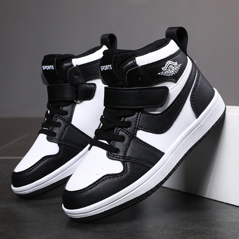 Zapatillas de deporte para niños, zapatos de baile callejero, zapatos de moda de caña alta, zapatillas de deporte pequeñas, zapatos de moda para niños de estudiante, 2024 nuevos zapatos casuales para niños de mediana edad