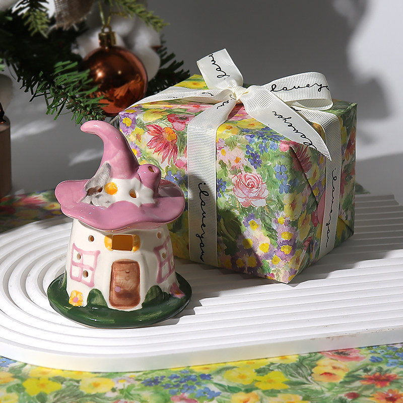 La atmósfera de la casa mágica, luces nocturnas, decoraciones de escritorio, regalos de cumpleaños para las niñas y amigas, Navidad.