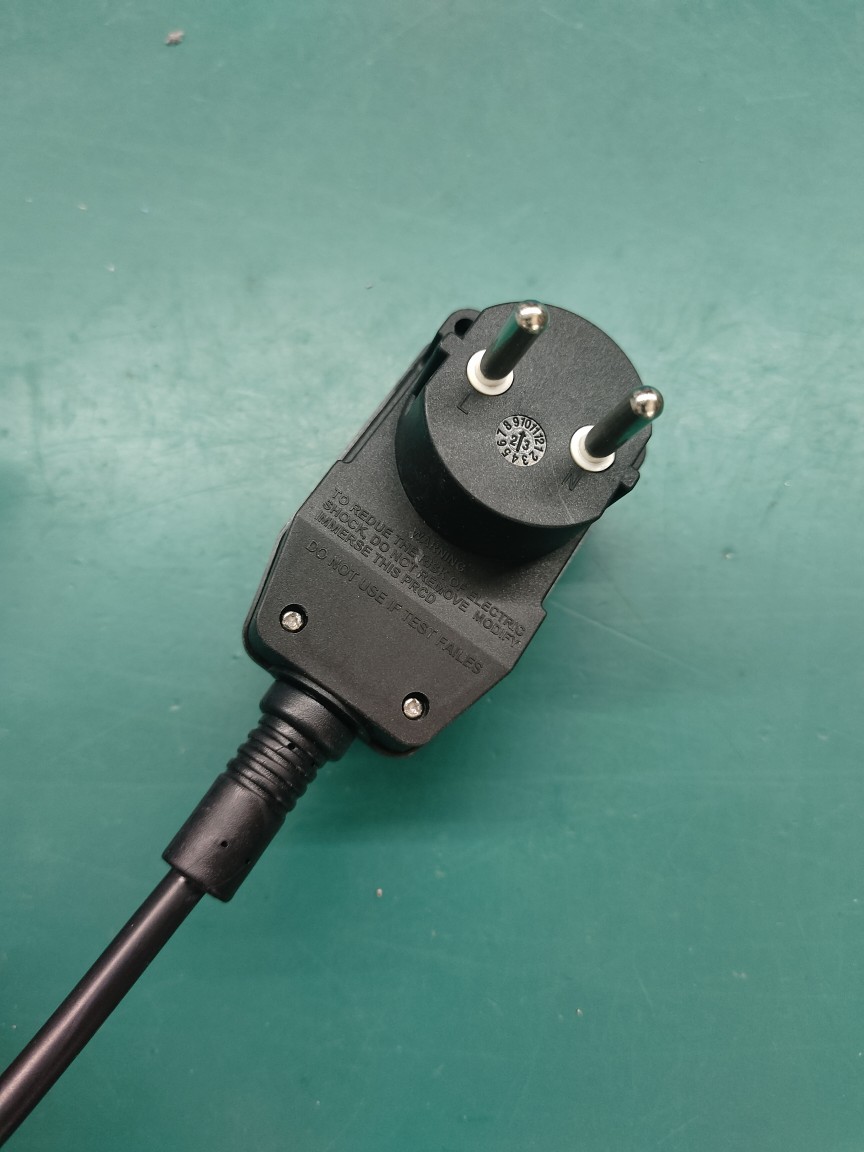 厂家直销欧规插头漏保电源线 一体式漏电保护插头电源线