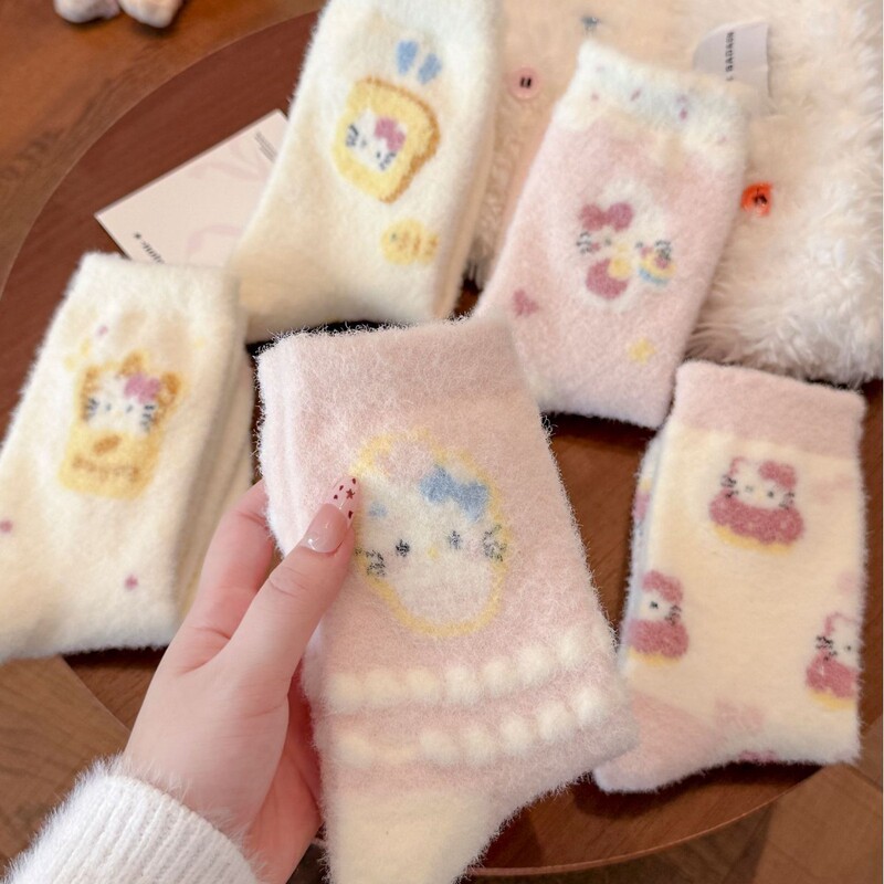 Australian Velvet Socks for Women, Autumn and Winter Mid-Calf Socks, Cartoon Fleece-Lined, Thickeneded Warm Floor Socks, Japanese Style Cute Versatile Women's Socks