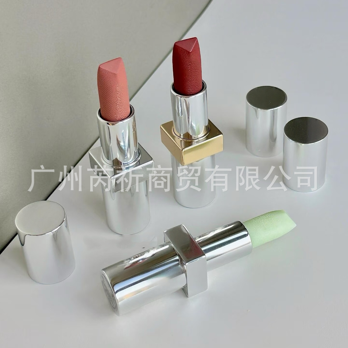 跨境普L口红中小样1.6g哑光唇膏润唇膏素裸棕U000大牌口红PRA小样