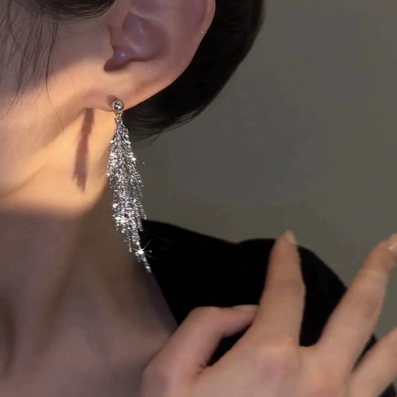 Summer small design fashionable universal earrings, high-quality style, light luxury style, 2023 collection