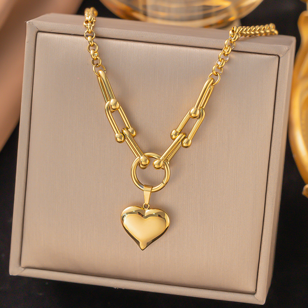 304 Stainless Steel Material PVD Coated Real Gold Plated Geometric Heart Shape Titanium Steel Sweet Waterproof Non Tarnish Titanium Steel Pendant Necklace