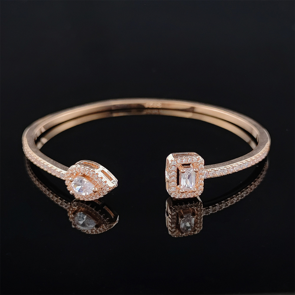 Onregelmatige armbandopening Verstelbare persoonlijkheid Veelzijdig Licht Luxe Design 5214_voghion.com