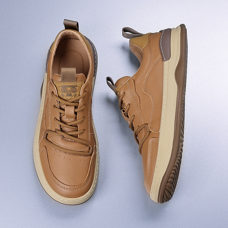 La primera capa de cuero de vaca nuevos zapatos casuales de cuero de hombre zapatos blancos de moda zapatos de payaso zapatos de hombre