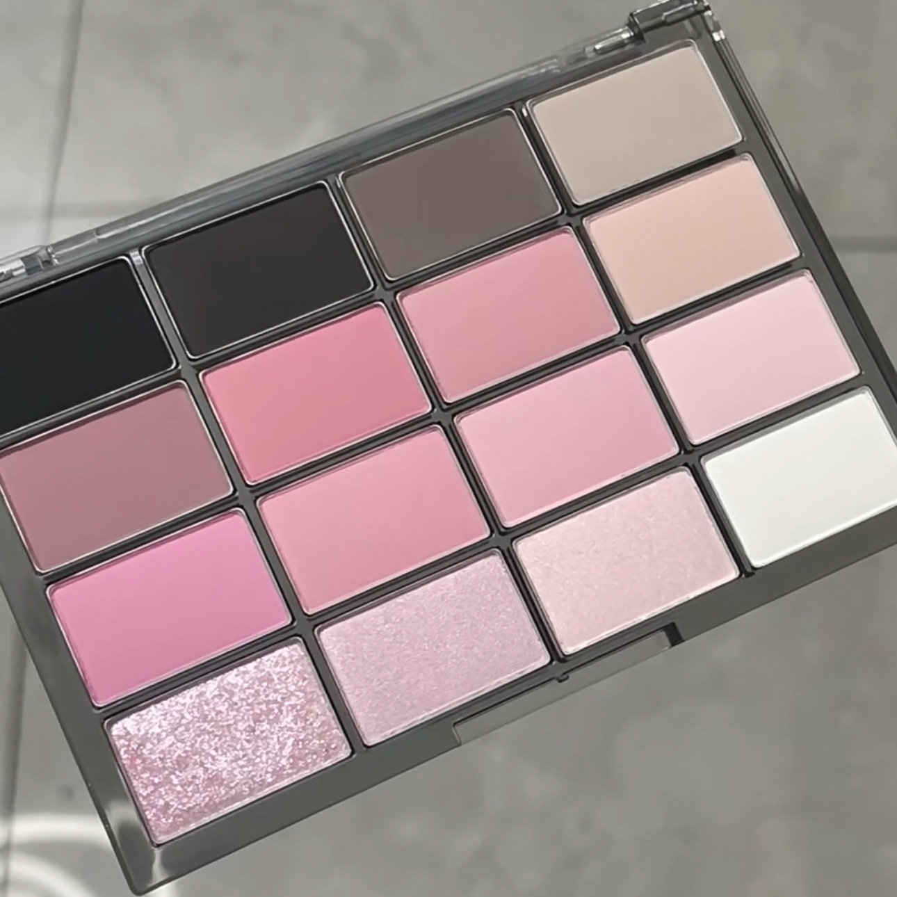 Capel ama la paleta de sombras de ojos de 16 colores, el gusano de seda perlado mate, ilumina el maquillaje diario dulce y fresco de baja saturación, barato