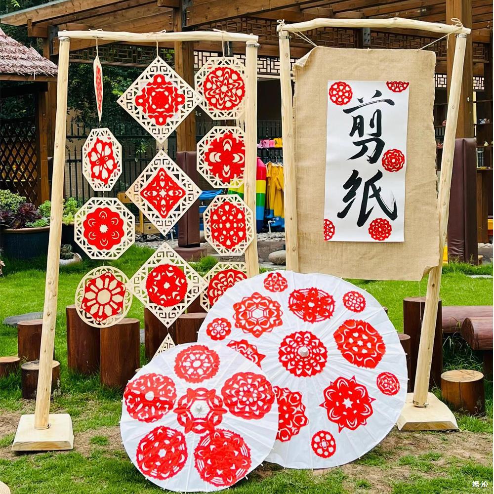 剪纸刻纸艺术作品展示少儿美术中国风传统特色课剪窗花