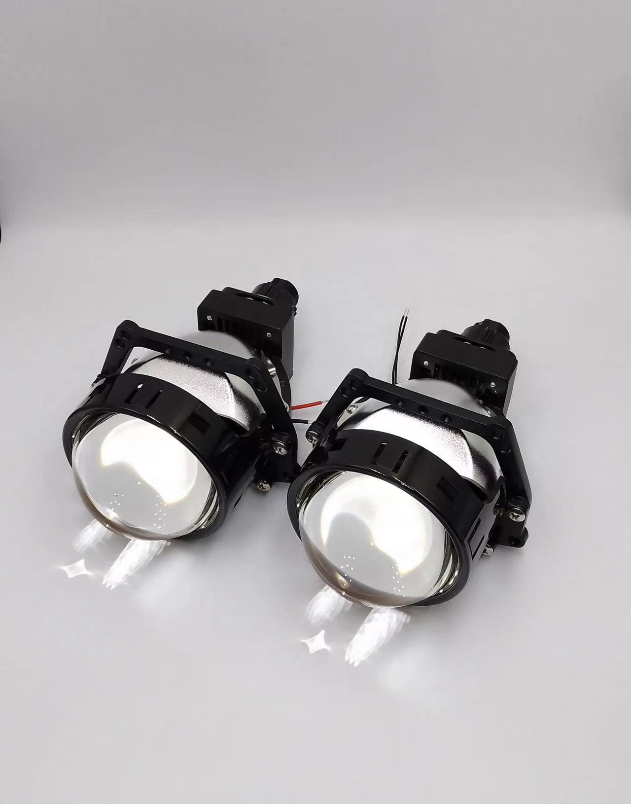 Coche LED faro incorporado en la unidad sin pérdidas de película Azul Super brillante foco de luz doble lente integrada linterna del coche