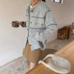 秋冬新款圆领牛角扣针织衫开衫女日韩风跨境森系绣花休闲百搭毛衣