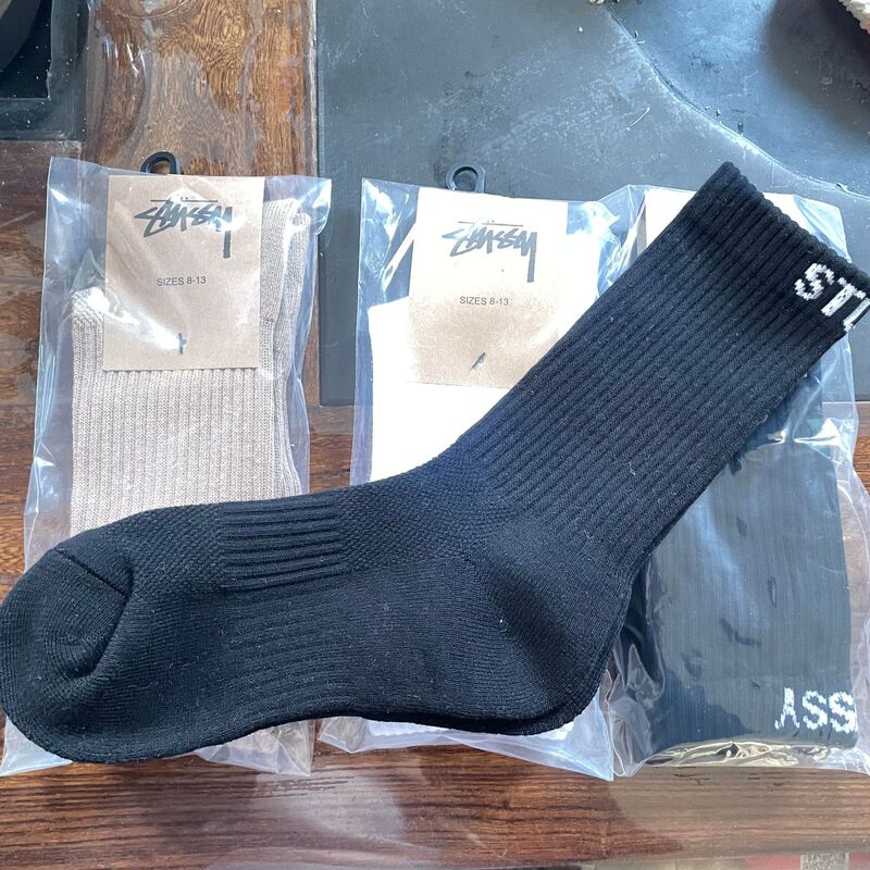 New Stussy Socks for Men and Women, Towel-Bottom Sports Socks with Letter St, Trendy European and American Style Basketball Socks Wholesale