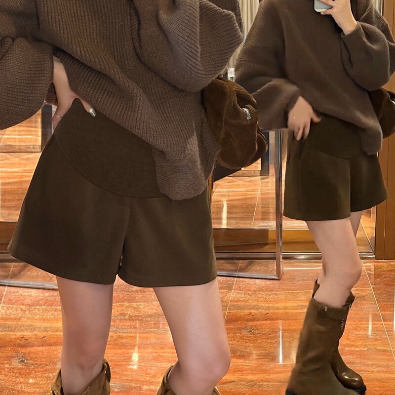Maternity wear for autumn and winter: new woolen shorts, A-line wide-leg pants, slimming and tummy-covering, non-restrictive, with large pockets, suitable for wearing with boots Maternity wear for autumn and winter: new woolen shorts, A-line wide-leg pants, slimming and tummy-covering, non-restrictive, with large pockets, suitable for wearing with boots