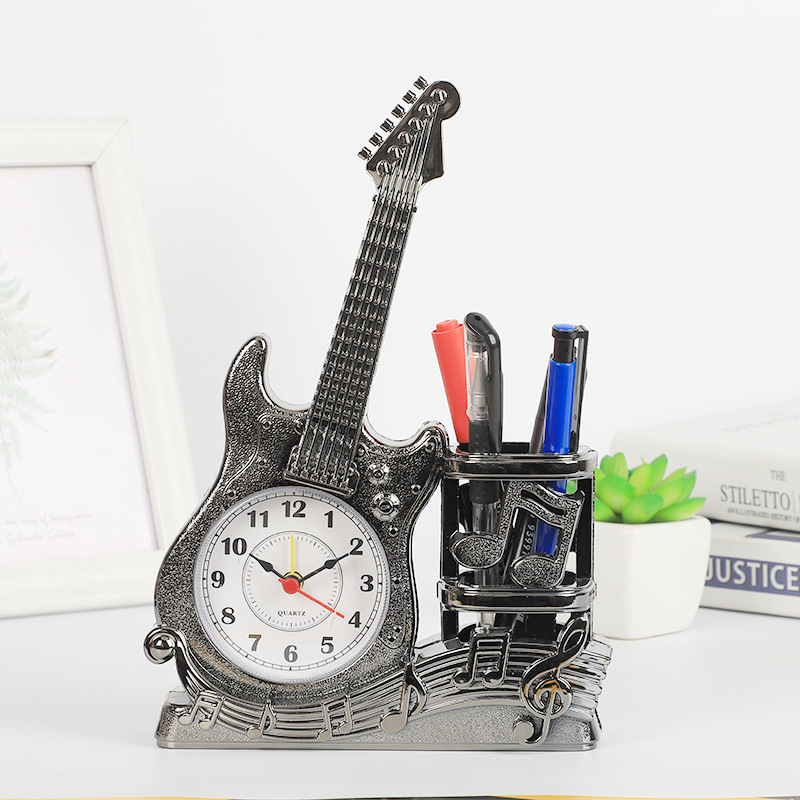 Guitar silver