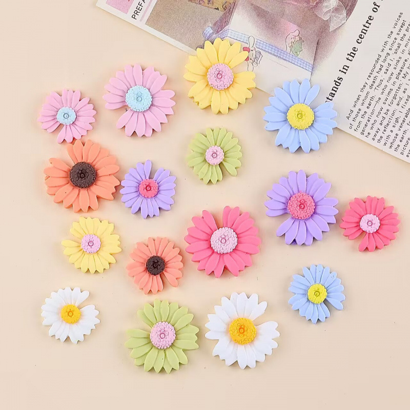DIY Resin Accessories G-Dragon Same Style Small Chrysanthemum Small Chrysanthemum Phone Case Beauty Decoration Hair Accessory Materials DIY Resin Accessories G-Dragon Same Style Small Chrysanthemum Small Chrysanthemum Phone Case Beauty Decoration Hair Accessory Materials