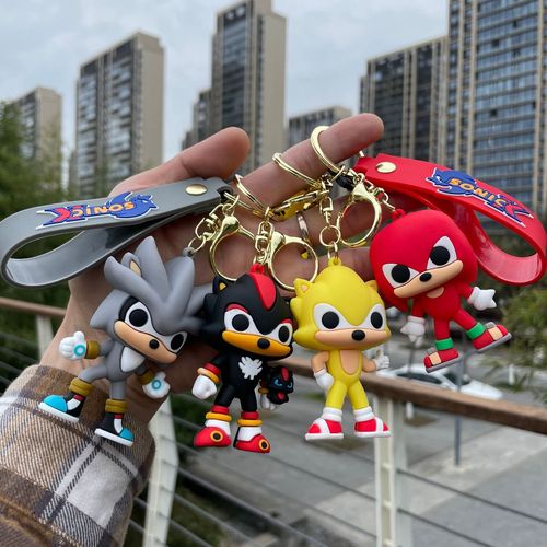 New cartoon Sonic the Hedgehog figurine keychain, couple's bag accessory, car keychain decoration gift