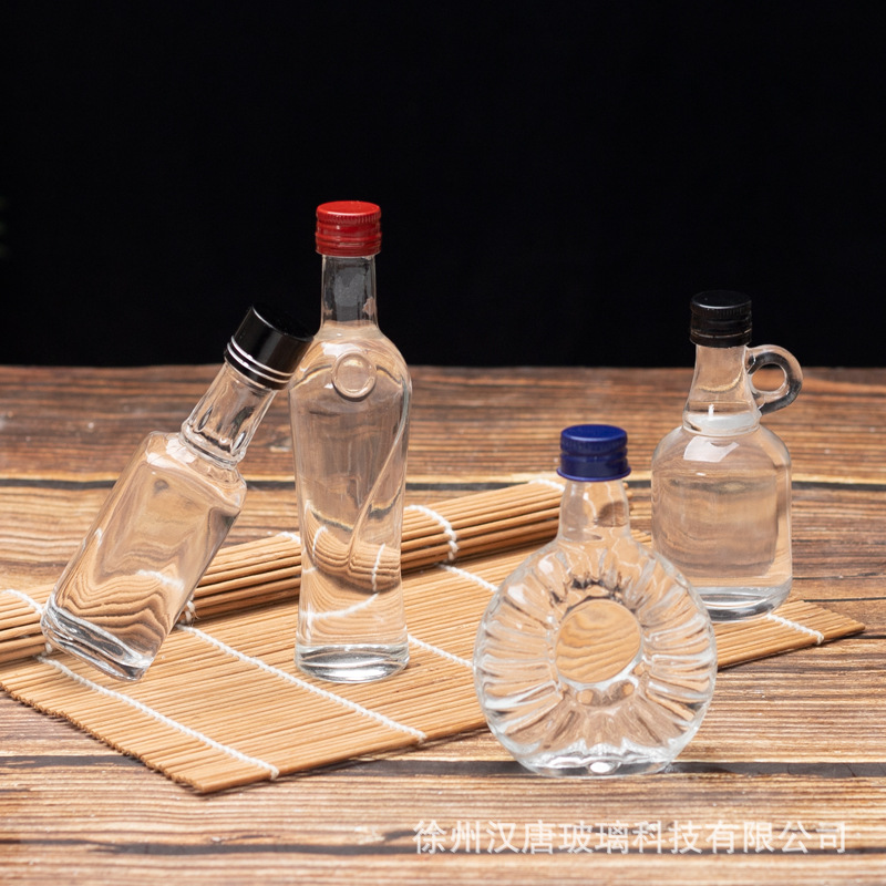 批发50ml透明圆形小白酒瓶洋酒空瓶100ml酱油瓶商用香油玻璃瓶子